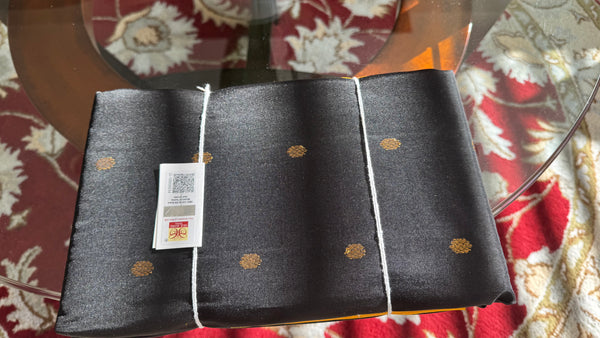 Black and Gold Pure Silk Handloom Gadwal Saree