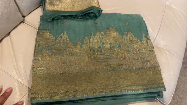 Kashi Elegance – Mint Green and Gold Mashru Silk Banarasi Handloom Saree