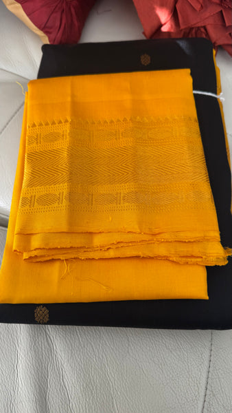 Black and Gold Pure Silk Handloom Gadwal Saree