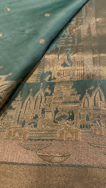Kashi Elegance – Mint Green and Gold Mashru Silk Banarasi Handloom Saree