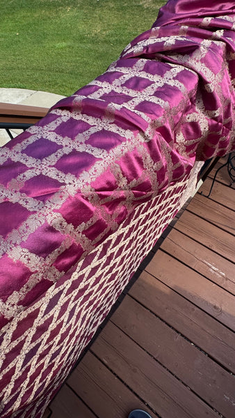 Magenta Mauve Rangkat Mashru Banarasi Silk Saree