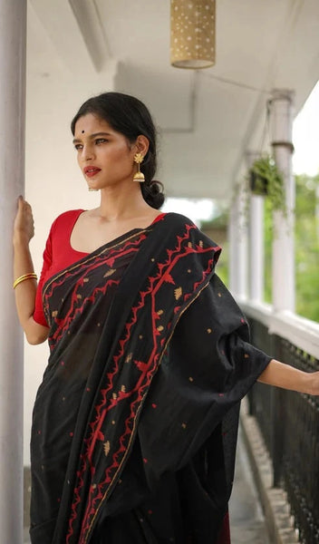 Godhuli Soft Handloom-woven Handspun Cotton Saree