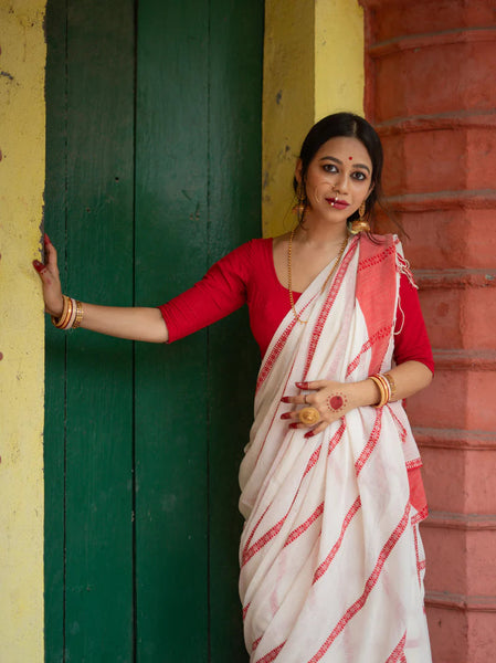 Agamoni Durga Puja Collection Red & White Begampuri Saree