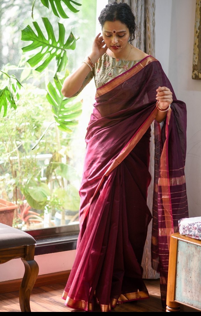 Pure Maroon Maheshwari Silk Saree – - Main Image