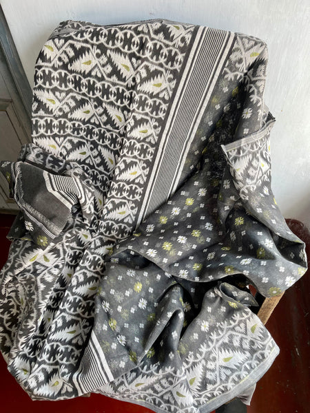 Grey Silver Jamdani Saree with Traditional Woven Design