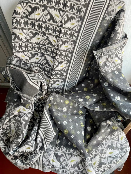 Grey Silver Jamdani Saree with Traditional Woven Design
