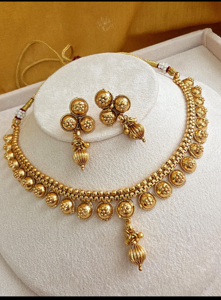 Antique Gold Necklace/South Indian Jewelry/Temple Jewelry