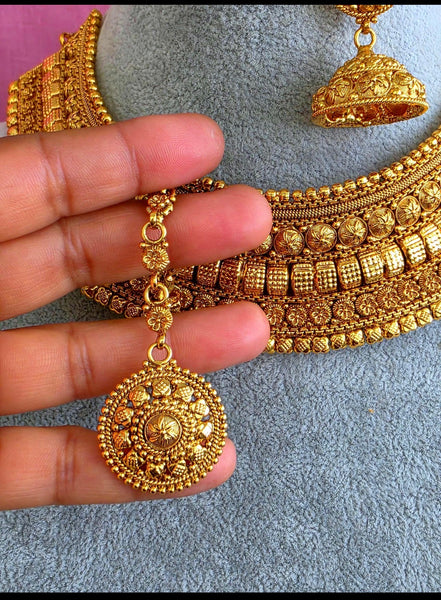 Antique Mukut Gold Bridal South Indian Necklace