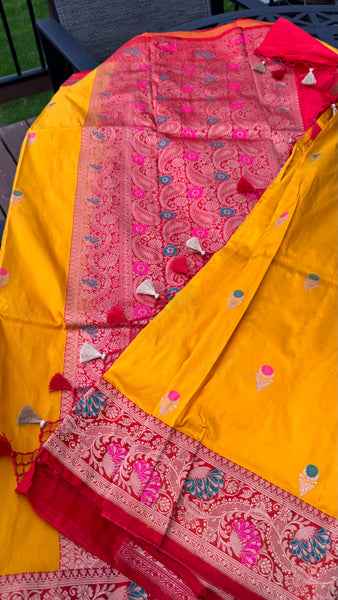 Yellow Shade Banarasi Katan Silk Handwoven Saree