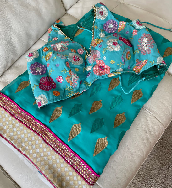 TURQUOISE BLUE GEORGETTE BLOUSE with Blue Georgette Chiffon Saree