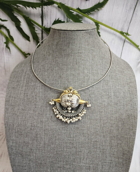 Dual Tone Hasli Necklace Set with Earrings