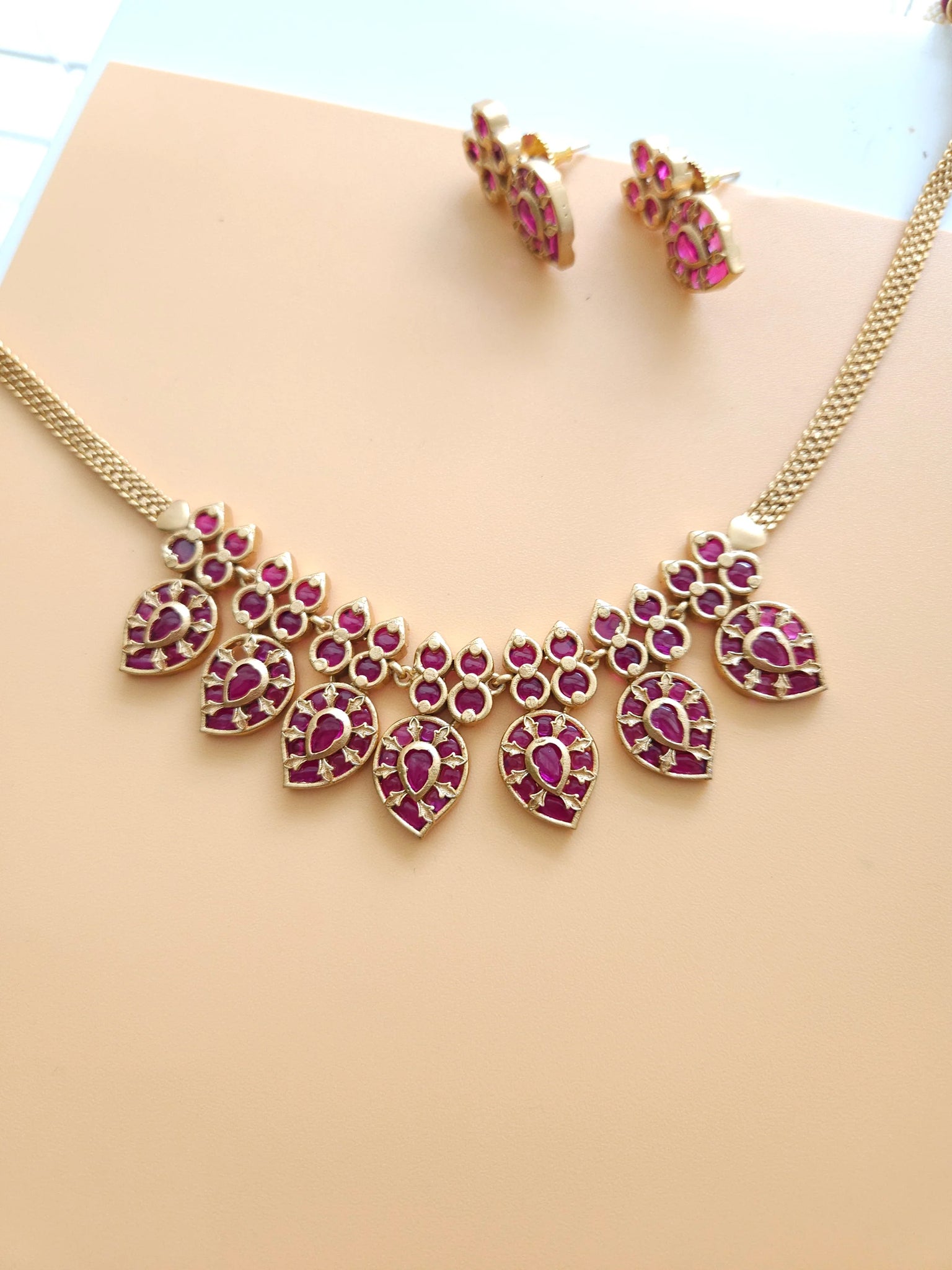 Mangli gold plated necklace set