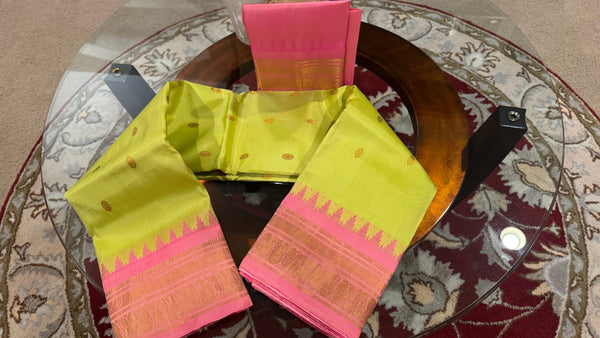 Mint Pistachio Green and Pink Pure Silk Handloom Gadwal Saree