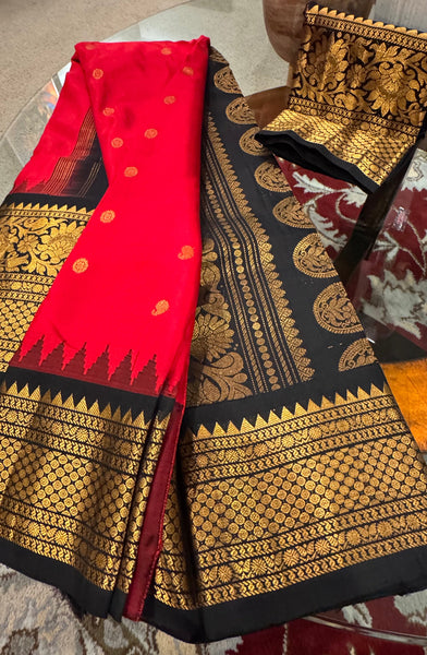 Red, Black, and Gold Dual Tone Pure Silk Handloom Gadwal Saree