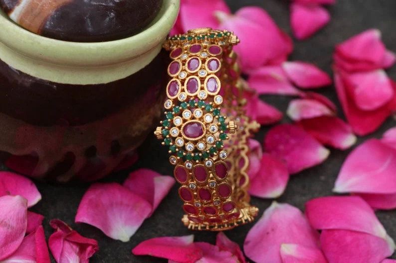 Kemp Slip On Bangle