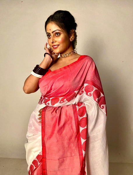Bengali Pure Handloom Red and White Cotton Saree