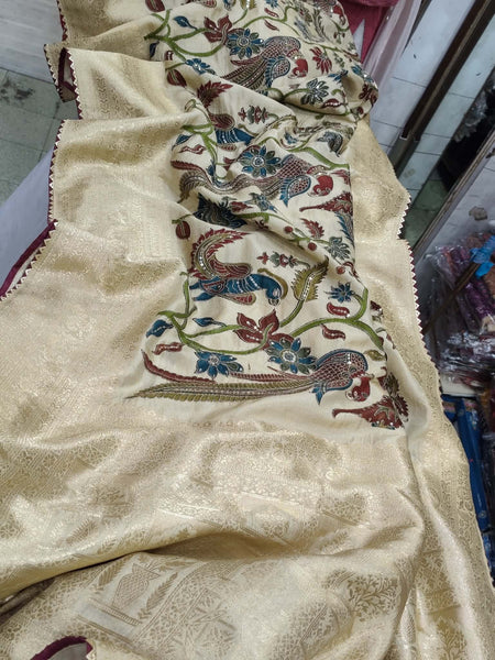 Beige Soft Silk Saree with Bold Kalamkari Motifs