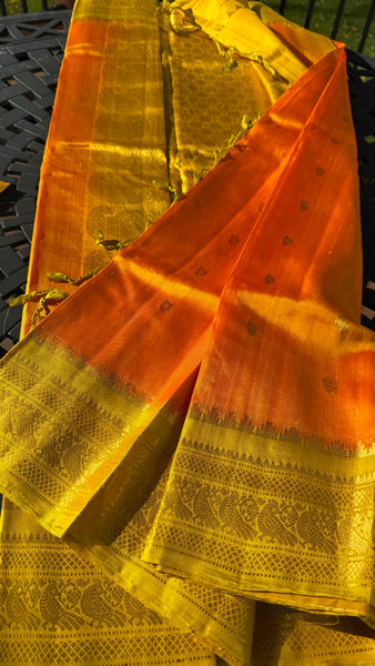 Iridescent Orange and Yellowish Lime Pure Silk Handloom Gadwal Saree