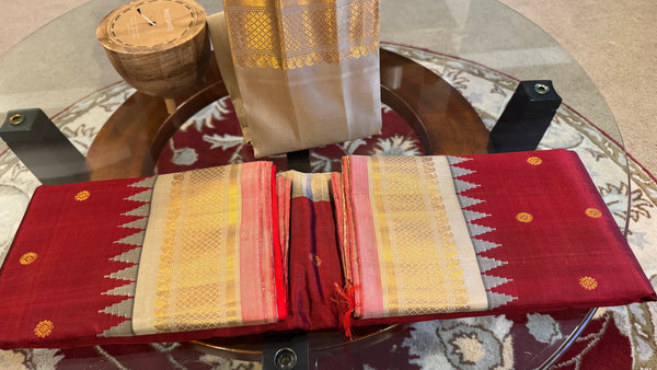 Deep Maroon and Gold Dual Tone Pure Silk Handloom Gadwal Saree