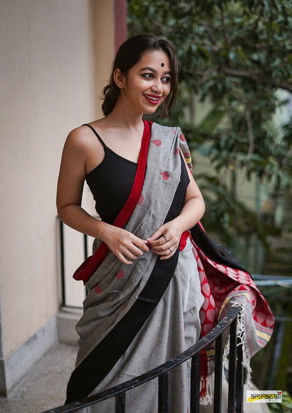 Pure Handloom Cotton Rain Drop Saree
