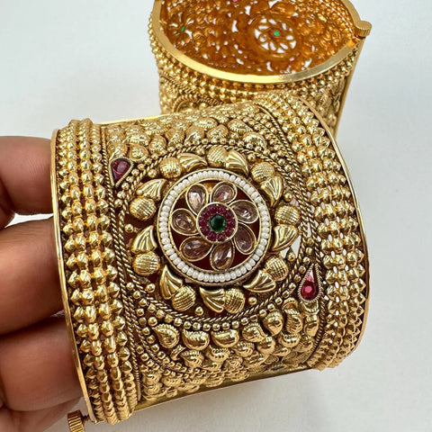 Gold plated Rajwadi Antique Broad Bangles Single openable Kada Bangle(1Pc)