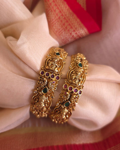 Traditional Antique Finish Gold Bangles