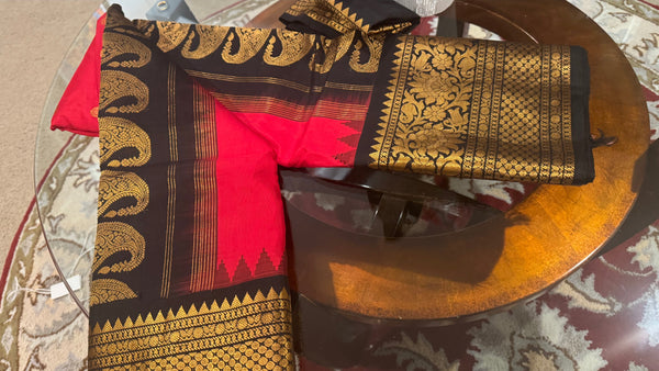 Red, Black, and Gold Dual Tone Pure Silk Handloom Gadwal Saree