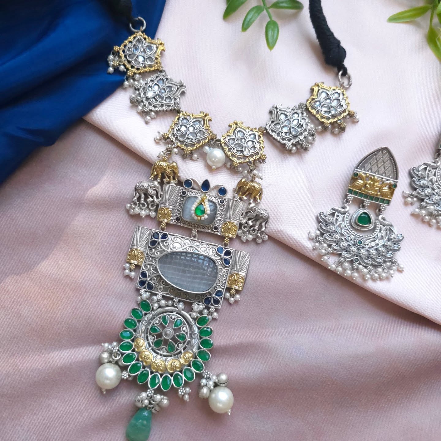 Silveralike Dualtone Brass Choker Necklace and Earring Set