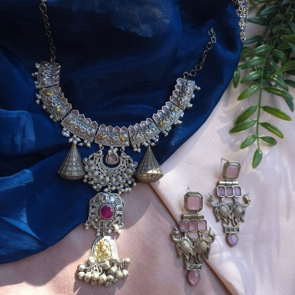 Silveralike Dualtone Brass Choker Hasli Necklace and Earring Set