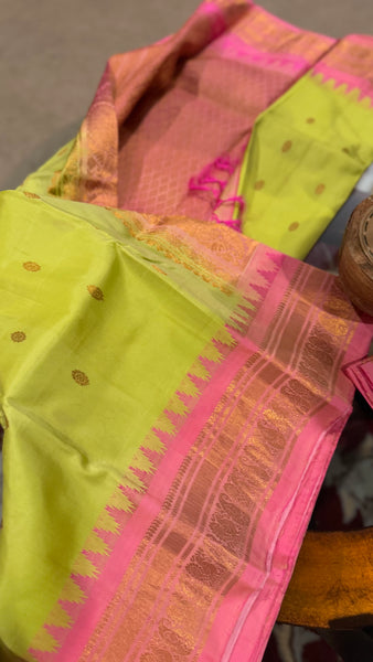 Mint Pistachio Green and Pink Pure Silk Handloom Gadwal Saree