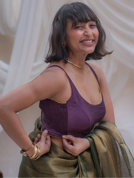 Reversible sleeveless padded U-neck blouse in plain purple and green buti viscose with stretchable versatile blouse