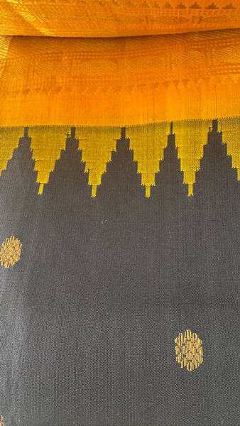 Black and Gold Pure Silk Handloom Gadwal Saree
