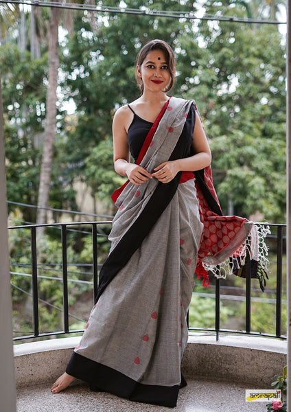 Pure Handloom Cotton Rain Drop Saree
