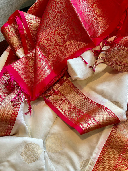 White and Reddish Pink Handloom Soft Silk Saree