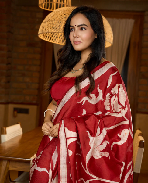 Agamoni Durga Puja Collection Red & Off White Batik Saree