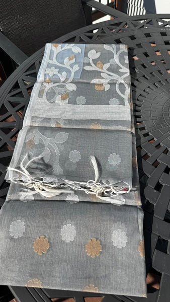 Grey Dual Tone Gold and White Resham Silk Muslin Jamdani Saree