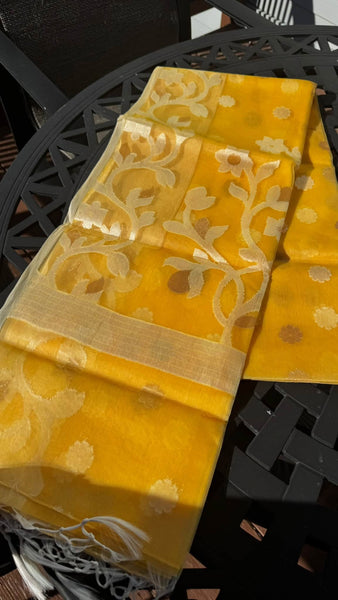 Golden Marigold Resham Silk Muslin Jamdani Saree