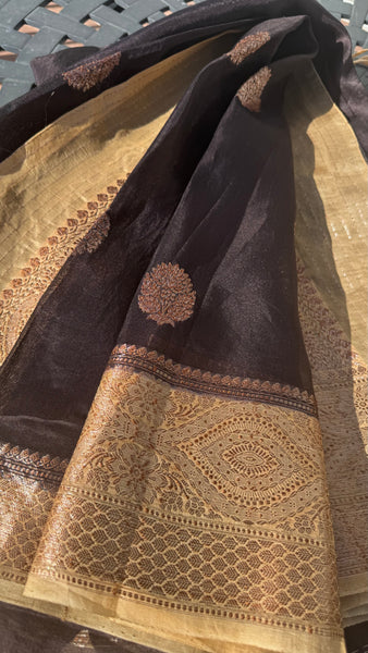 Midnight Magic: Handwoven Black Kora Silk Banarasi Saree
