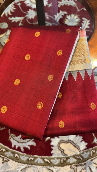 Deep Maroon and Gold Dual Tone Pure Silk Handloom Gadwal Saree