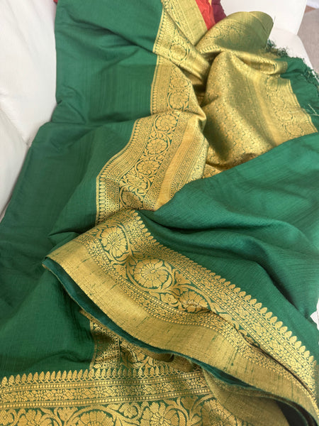 Green and Gold Crepe Silk Saree