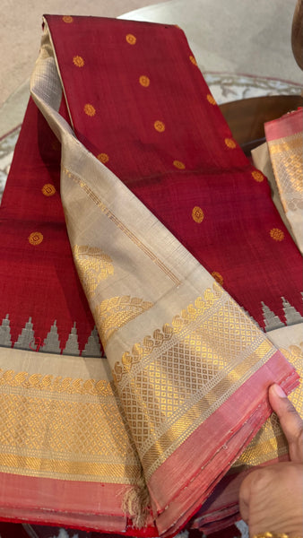 Deep Maroon and Gold Dual Tone Pure Silk Handloom Gadwal Saree