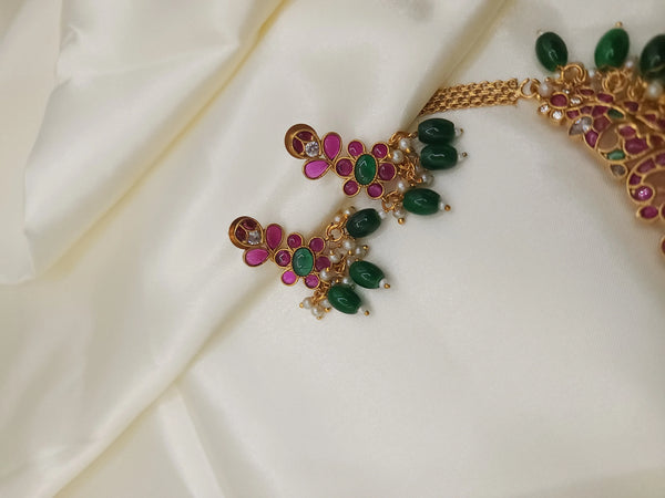 Goldplated Choker Necklace set with Green and Red Stonework