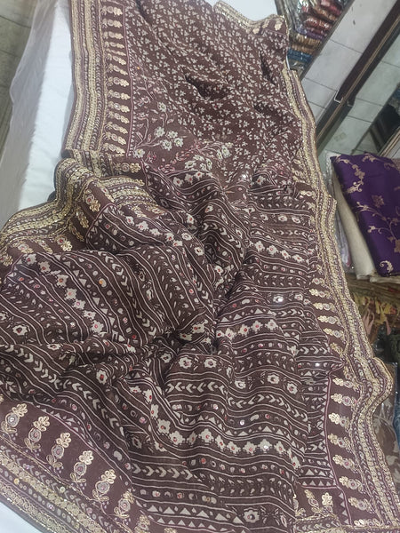 Bollywood Kareena Kapoor Chocolate Brown Georgette Block Print Silk Saree with Embroidery