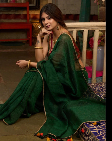 BOTTLE GREEN COTTON SAREE HIGHLIGHTED WITH GOLDEN LACE