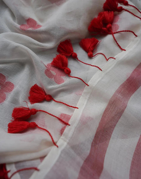 White And Red Mulmul Cotton Floral Design Saree With Tassels
