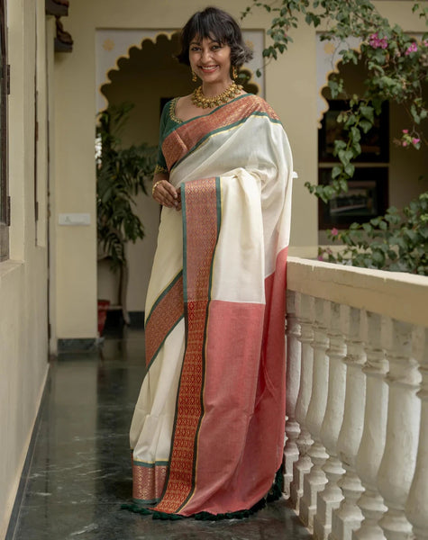 White Color Beautiful Hariyali Banno Saree Crafted From Soft Cotton-Acrylic Fabric