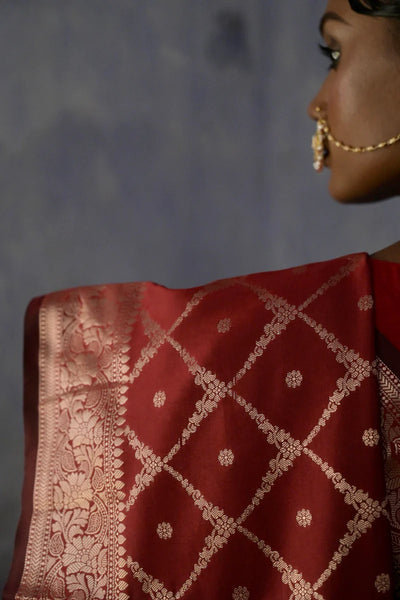 Red Handloom silk Jaal Banarasi Saree with floral Zari Border