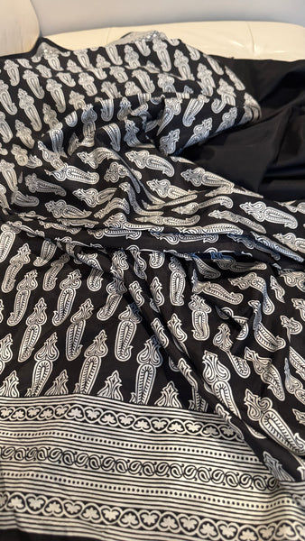 Black and White Soft Print Silk Saree