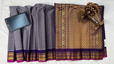 Grey Sico Handloom Gadwal with contrast border and Pallu