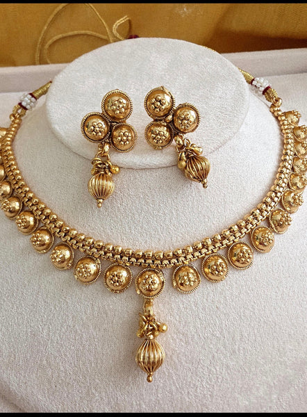 Antique Gold Necklace/South Indian Jewelry/Temple Jewelry